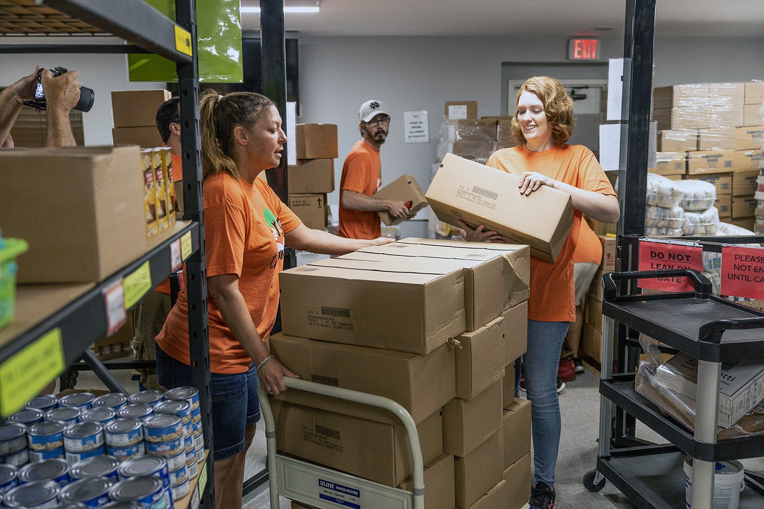 Anchor House Food Pantry toyota employees volunteering at the Anchor House food pantry